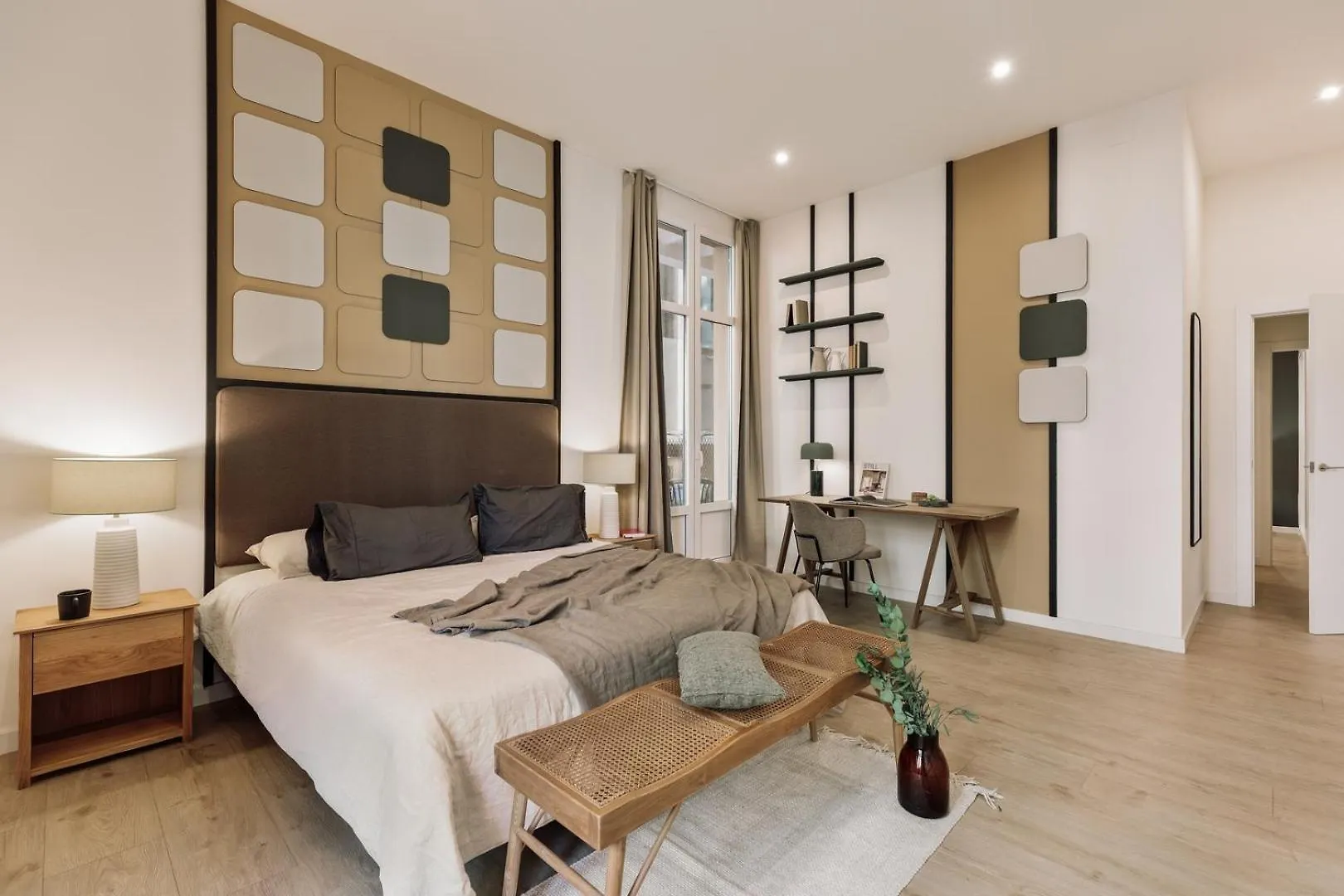 Hidiv - 3 Bedrooms And Terrace In Eixample Dreta Barcelona Apartamento