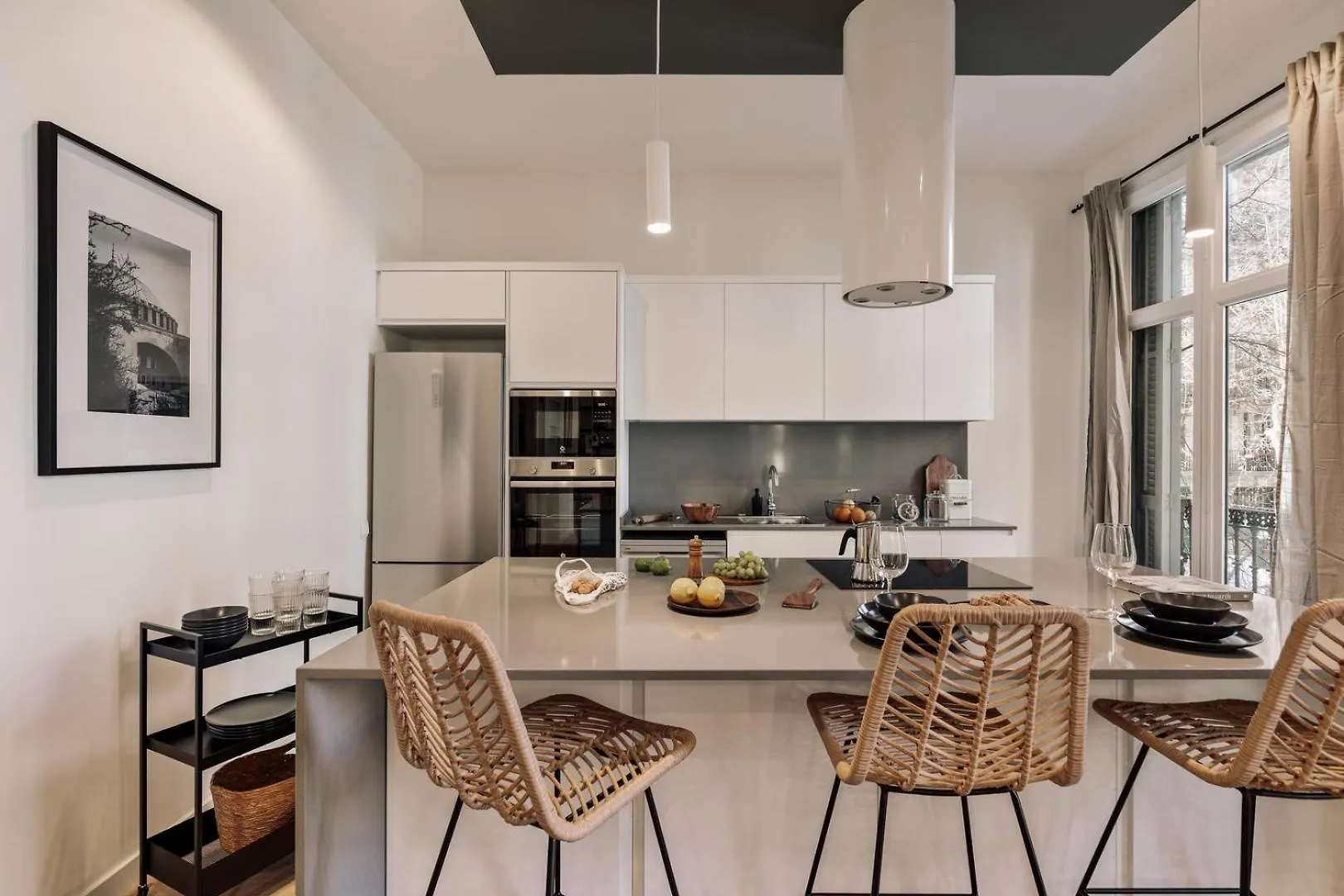 Hidiv - 3 Bedrooms And Terrace In Eixample Dreta Barcelona 0*,  Espanha