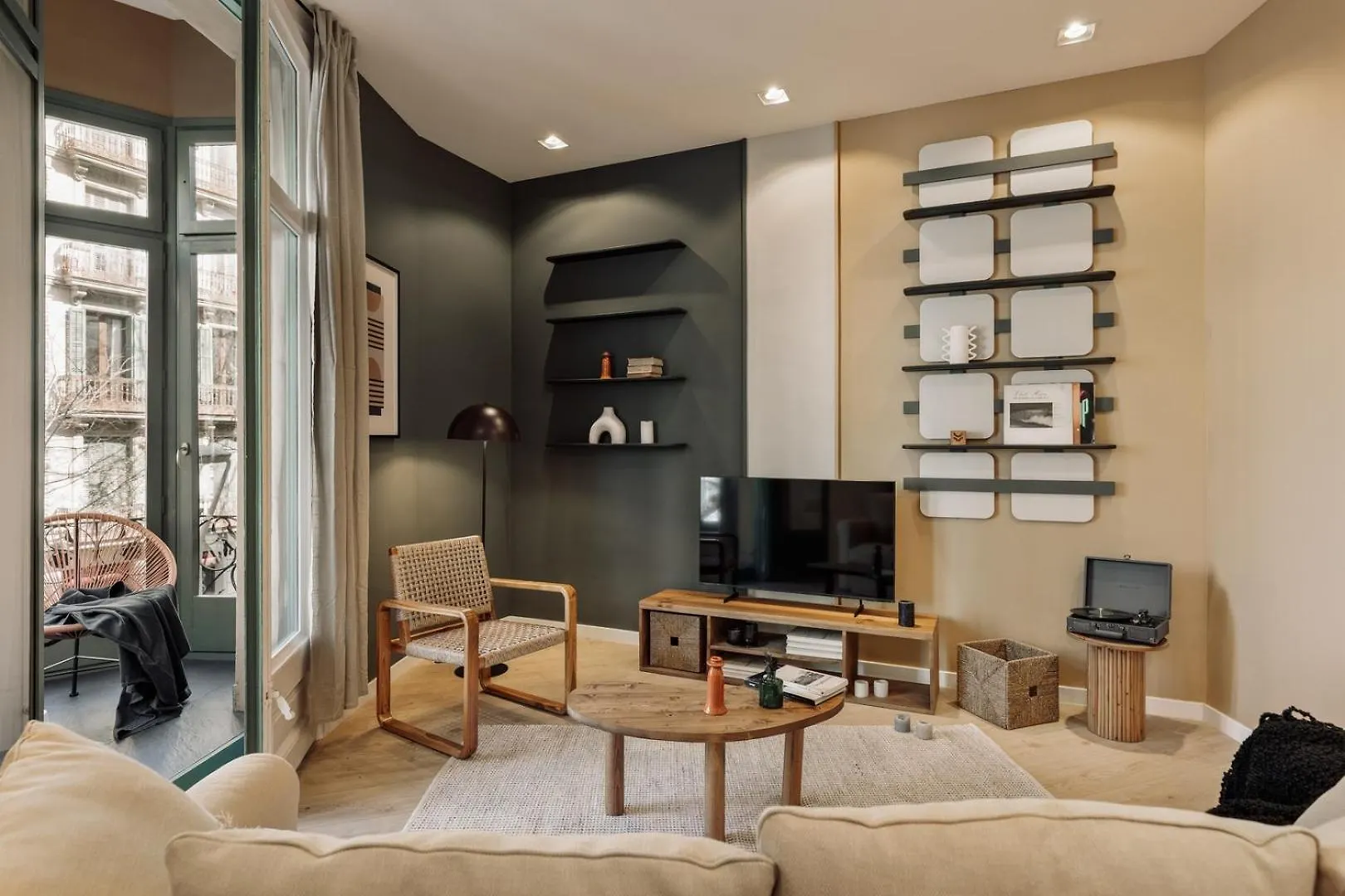 Hidiv - 3 Bedrooms And Terrace In Eixample Dreta Barcelona Apartamento